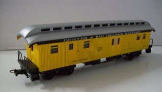 YELLOW END PLATFORM BAGGAGE CAR HO 2615