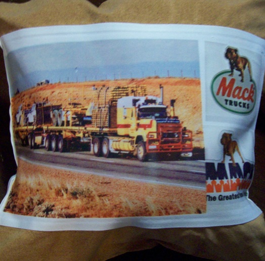 MACK SUPER LINER ROAD TRAIN CUSHION COVER 40cm x 40cm